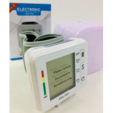 Тонометор на зап'ястя автоматичний на батарейках 2 шт. ААА KWL-W01 (60 шт./яск)