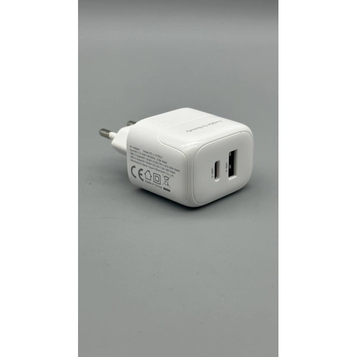 СЗУ XO. L137 PD20W/QC18W (1USB-A+1USB-C) (210)