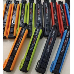 Ніж канцелярський телескопічний Utility knife SK5 (480)