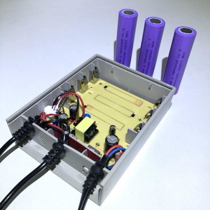 Блок безперебійного живлення DC 12 V 2 A, 9 V 1 A UPS для роутера QX -2112A зі знімним акумулятором