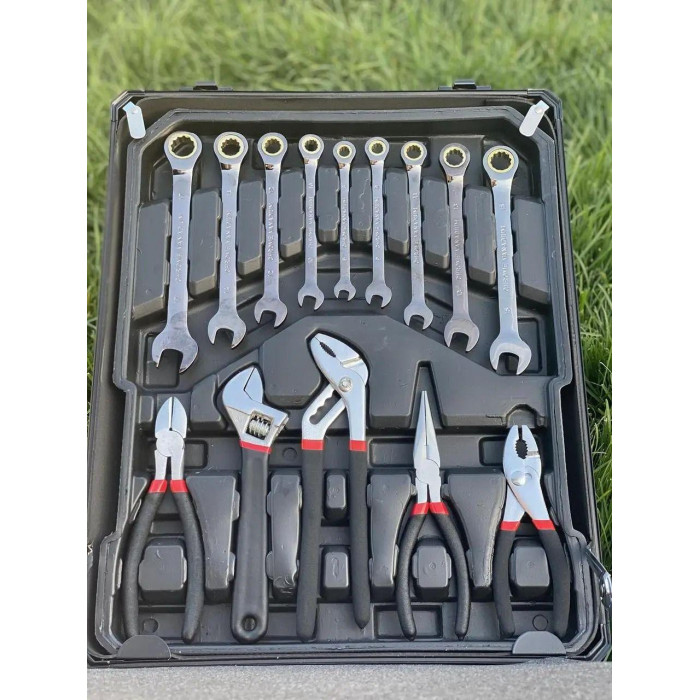 Набір інструментів у валізі з тріскачкою ART 408 (1 шт./ясть)